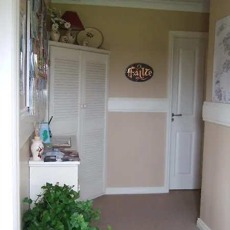 Holiday home Sunnymeade Accommodation With Sea View *