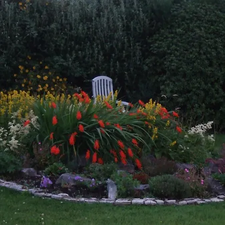 Sunnymeade Accommodation With Sea View Holiday home *