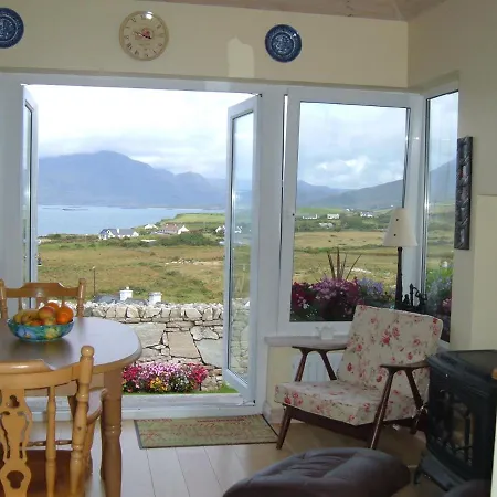 Holiday home Sunnymeade Accommodation With Sea View *