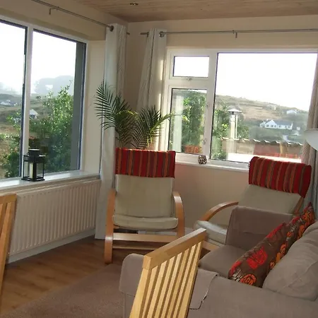 Sunnymeade Accommodation With Sea View Tatil Evi *
